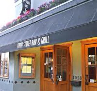 5th Street Bar & Woodfire Grill